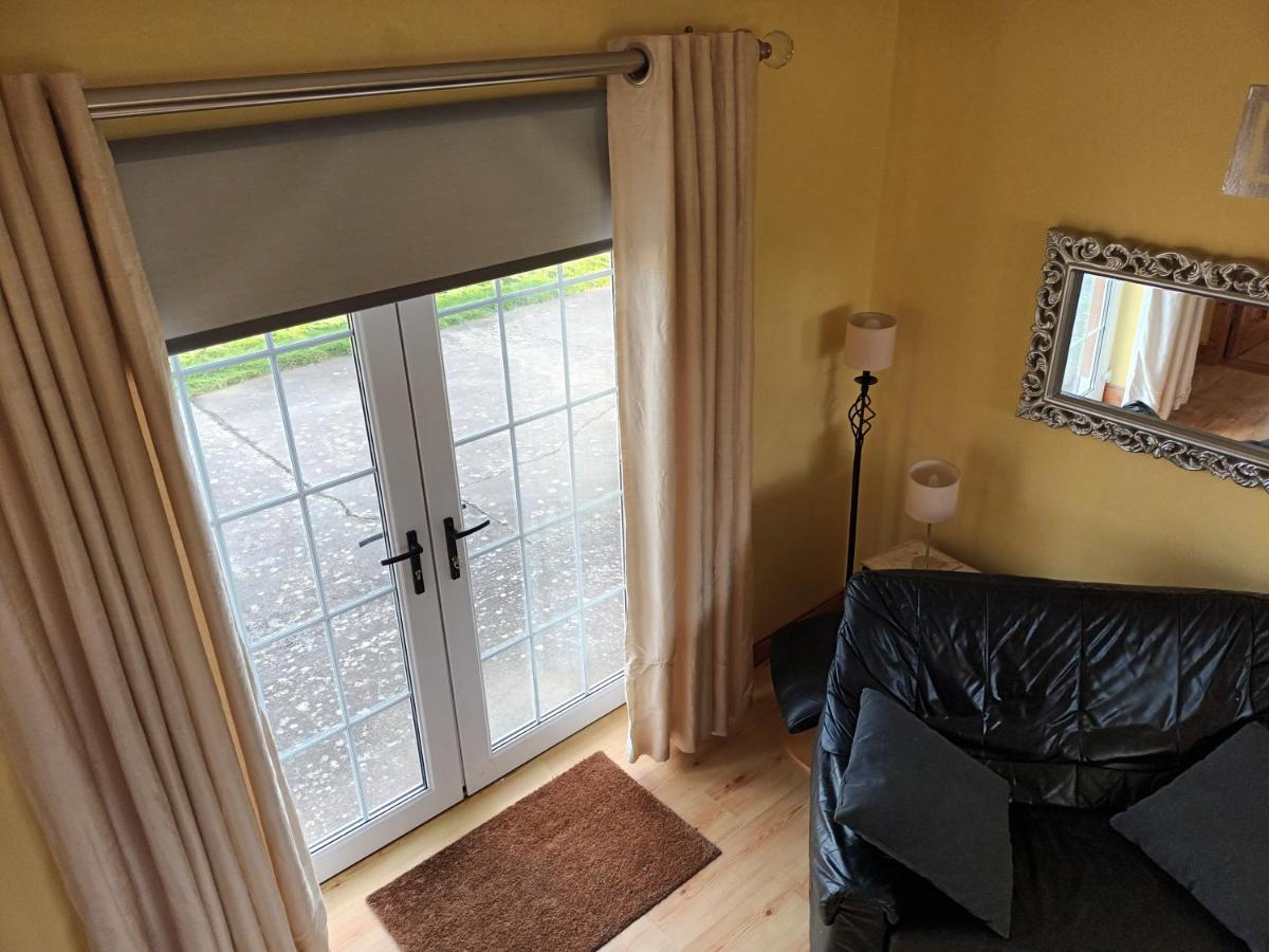 Villa Rathgillen Mews Nobber Esterno foto