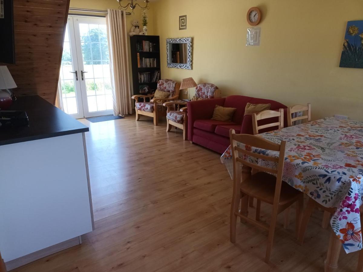 Villa Rathgillen Mews Nobber Esterno foto
